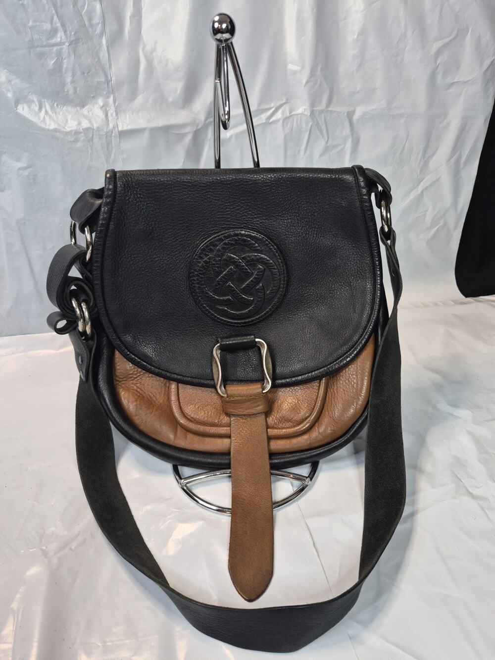 Celtic Leather Crossbody Satchel Purse Shoulder Messenger Bag Style Clean